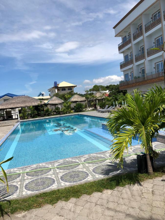 Em Royalle Hotel & Beach Resort San Juan (La Union) Exterior foto