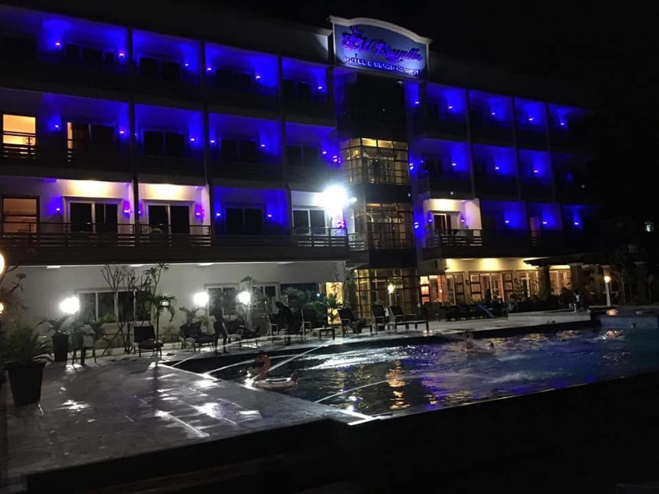 Em Royalle Hotel & Beach Resort San Juan (La Union) Exterior foto