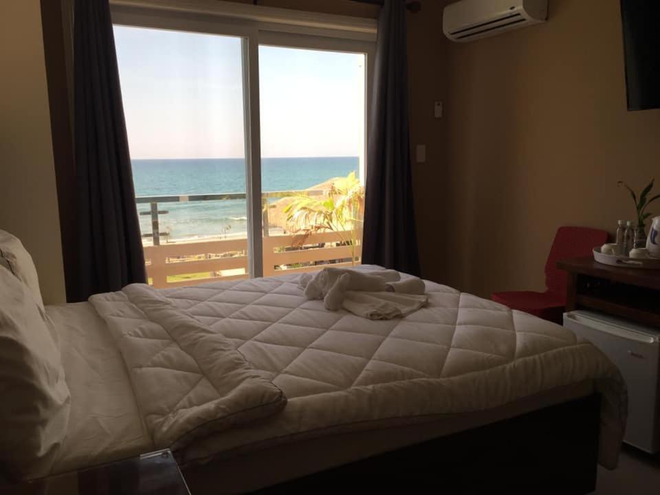 Em Royalle Hotel & Beach Resort San Juan (La Union) Exterior foto